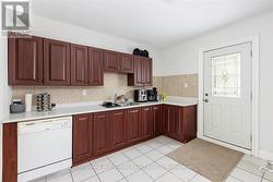 MAIN FLOOR - 387 ONTARIO STREET Newmarket, ON L3Y 2K5