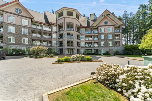 403-1395 Bear Mountain Pkwy  Langford, BC V9B 0E1