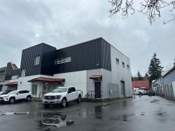 759 Vanalman Ave  Saanich, BC V8Z 3B8