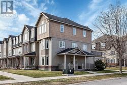 618 MARTINIQUE LANE  Ottawa, ON K2S 0L9