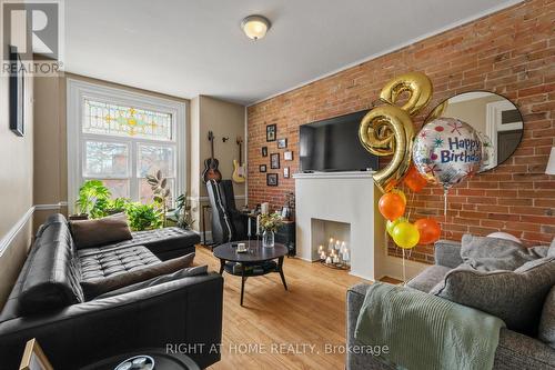 Unit 2-Livingroom - 93 Gilmour Street, Ottawa, ON - Indoor Photo Showing Living Room With Fireplace