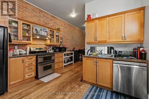 Unit 1-Main Floor-Kitchen - 93 Gilmour Street, Ottawa, ON - Indoor Photo Showing Kitchen With Double Sink