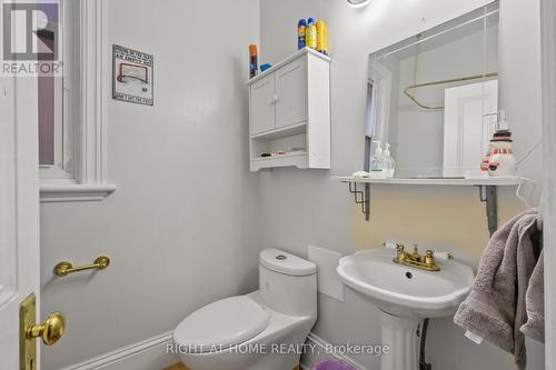 Unit 1-Main Floor-4 pc Bathroom - 93 Gilmour Street, Ottawa, ON - Indoor Photo Showing Bathroom