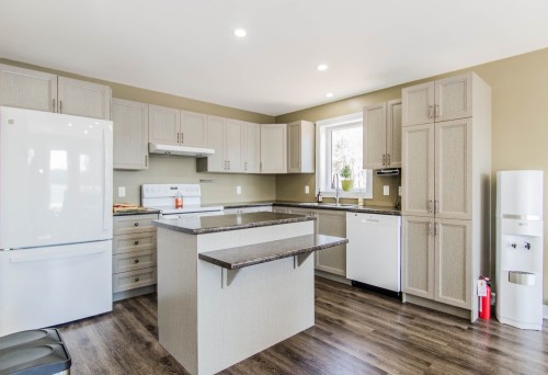 Cuisine - 2 Ch. Préseault, Notre-Dame-Du-Laus, QC - Indoor Photo Showing Kitchen