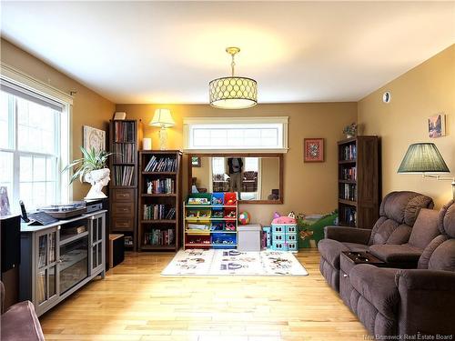 80 Blanchard Crt, Fredericton, NB 