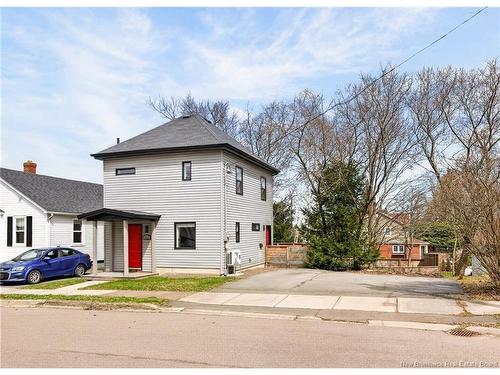 159 North St, Moncton, NB 