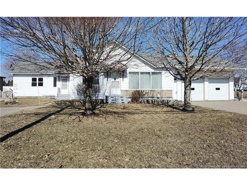 141 1 Ere Rue, Shippagan, NB 