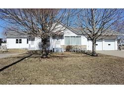 141 1 ere Rue  Shippagan, NB E8S 1A2