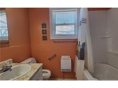 141 1 Ere Rue, Shippagan, NB 