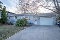 63 4th AVE Niverville, MB R0A 1E0