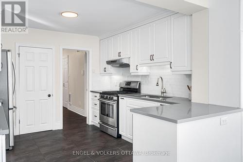 1252 Anoka Street, Ottawa, ON - Indoor Photo Showing Kitchen