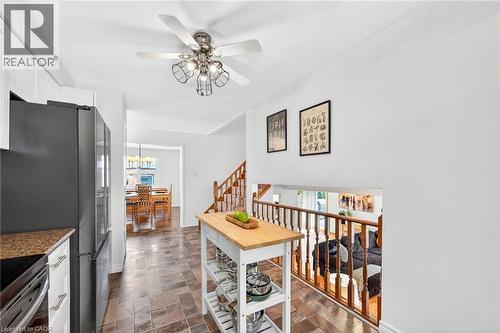 22 Vance Crescent, Waterdown, ON - Indoor