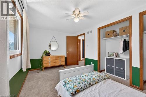 22 Vance Crescent, Waterdown, ON - Indoor Photo Showing Bedroom