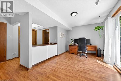 22 Vance Crescent, Waterdown, ON - Indoor
