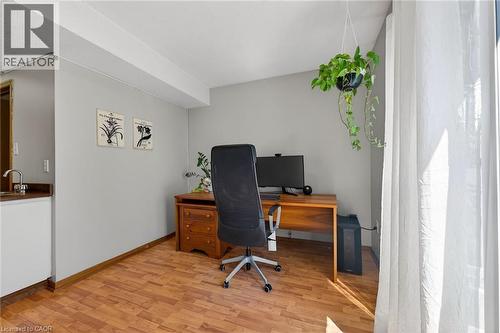 22 Vance Crescent, Waterdown, ON - Indoor Photo Showing Office