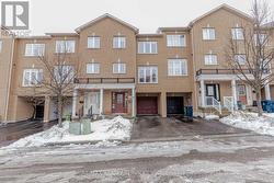 47 CURRAN HALL CRESCENT Toronto, ON M1G 0A1