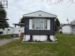 37 BERTS ROAD Midland, ON L4R 5B5