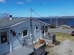 7403 East Bay Highway Big Pond, NS B1J 1Y1