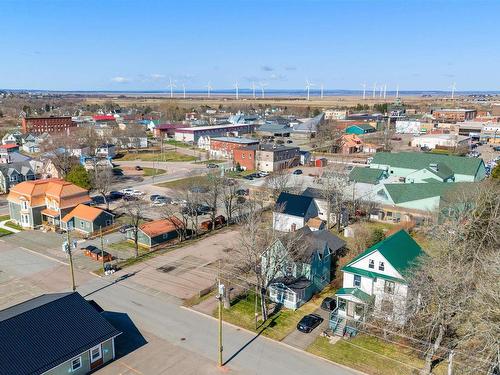 8 Robie Street, Amherst, NS 