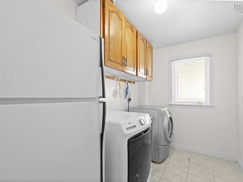 152 Roxbury Crescent, Halifax, NS 