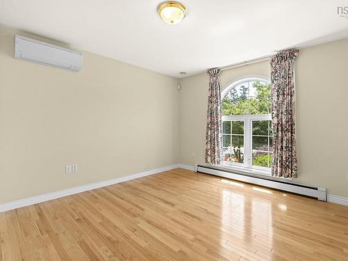 152 Roxbury Crescent, Halifax, NS 