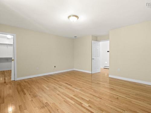 152 Roxbury Crescent, Halifax, NS 