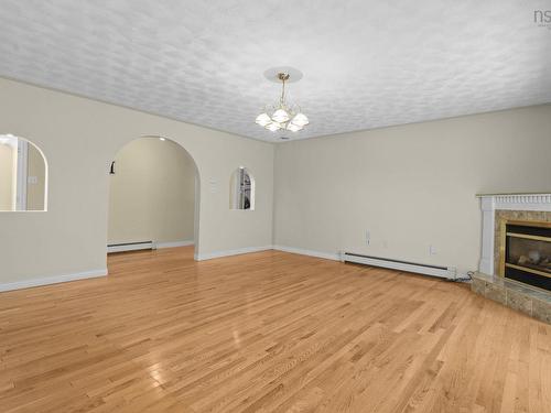 152 Roxbury Crescent, Halifax, NS 