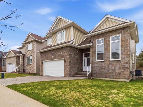 382 Starboard Drive  Halifax, NS B3M 0L4