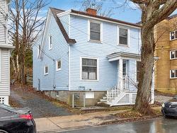 53 Dahlia Street  Dartmouth, NS B3A 2S1