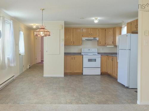 10 Lorne Crescent, Amherst, NS 