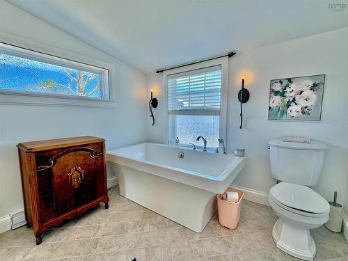 24 Myrtle Lane, Argyle, NS 