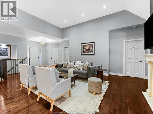 11900 Boulder, Windsor, ON - Indoor Photo Showing Other Room