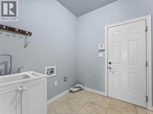 11900 Boulder, Windsor, ON - Indoor