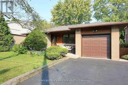 130 GRANDVIEW AVENUE Markham, ON L3T 1H6