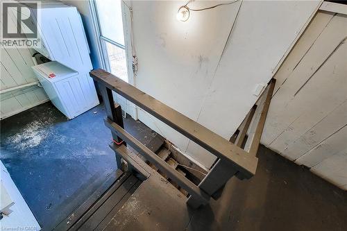 Image quality insufficient for description - 254 Emerald Street N Unit# Upper, Hamilton, ON - Indoor Photo Showing Other Room