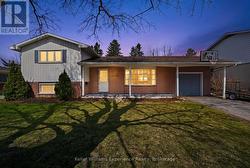 126 GERALD AVENUE Orillia, ON L3V 3S3