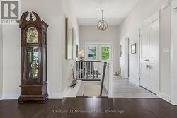 Foyer - 