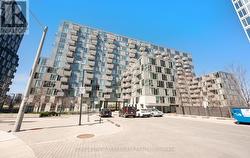 414 - 38 MONTE KWINTER COURT Toronto, ON M3H 0E2