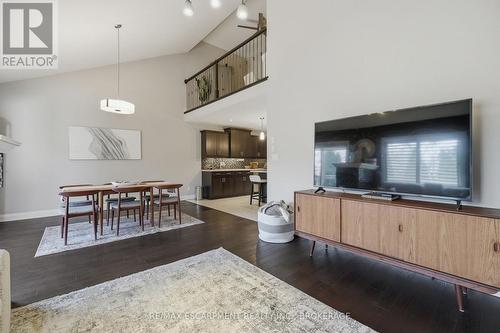 26 - 7 Gibson Place, St. Catharines (Downtown), ON - Indoor Photo Showing Living Room