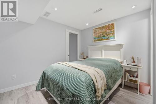 Basement Bedroom - 26 - 7 Gibson Place, St. Catharines (Downtown), ON - Indoor Photo Showing Bedroom