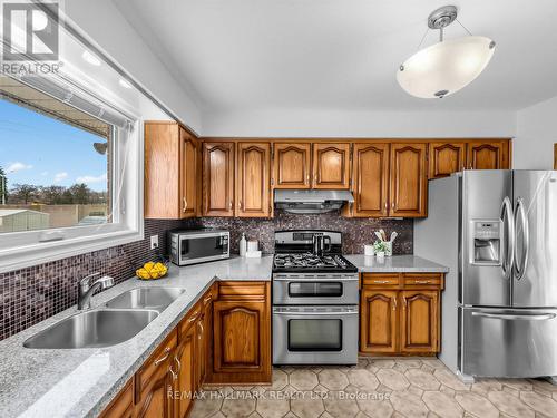 1649 Carletta Drive, Mississauga, ON 