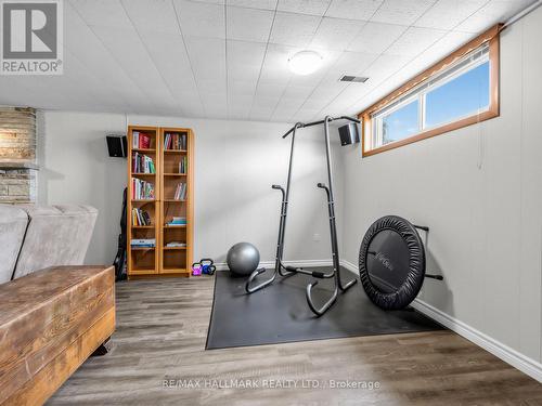 1649 Carletta Drive, Mississauga, ON 