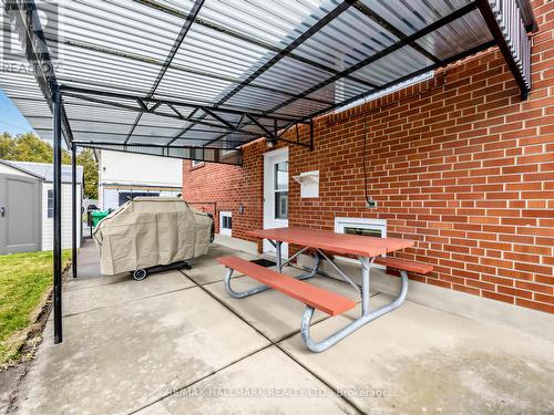 1649 Carletta Drive, Mississauga, ON 