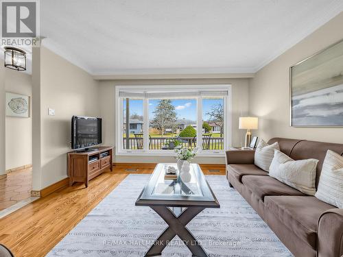 1649 Carletta Drive, Mississauga, ON 