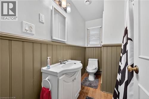 27 Camille Court, Hamilton, ON - Indoor