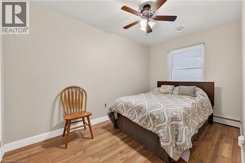 27 Camille Court, Hamilton, ON - Indoor Photo Showing Bedroom