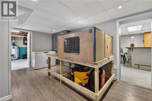 27 Camille Court, Hamilton, ON - Indoor