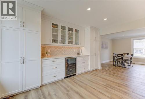 395 Warrington Drive, Waterloo, ON - Indoor Photo Showing Other Room