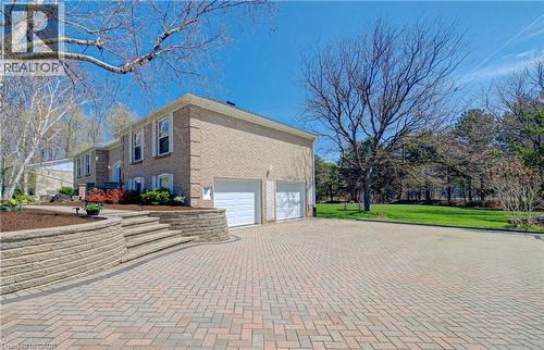 395 Warrington Drive, Waterloo, ON - Outdoor