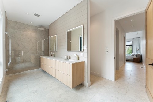 Master Bathroom - 170 Ch. De L'Éléphant, Stanstead - Canton, QC - Indoor Photo Showing Bathroom